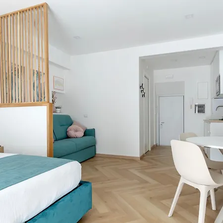Orefici 8 Apartament