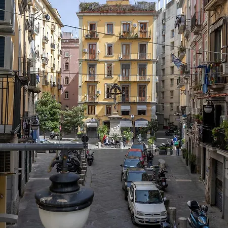 Apartament Orefici 8 Neapol